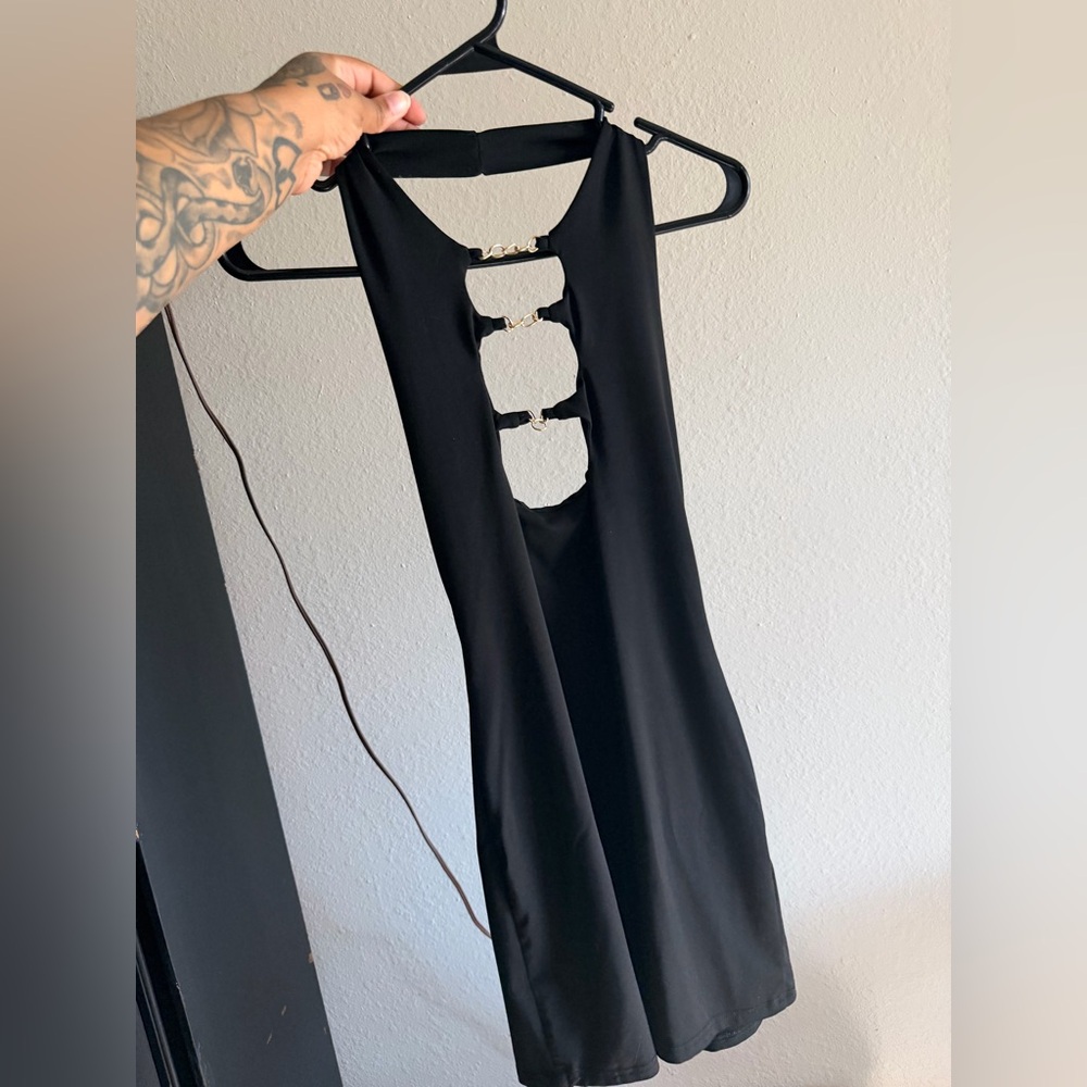 Elegant Black Backless Dress